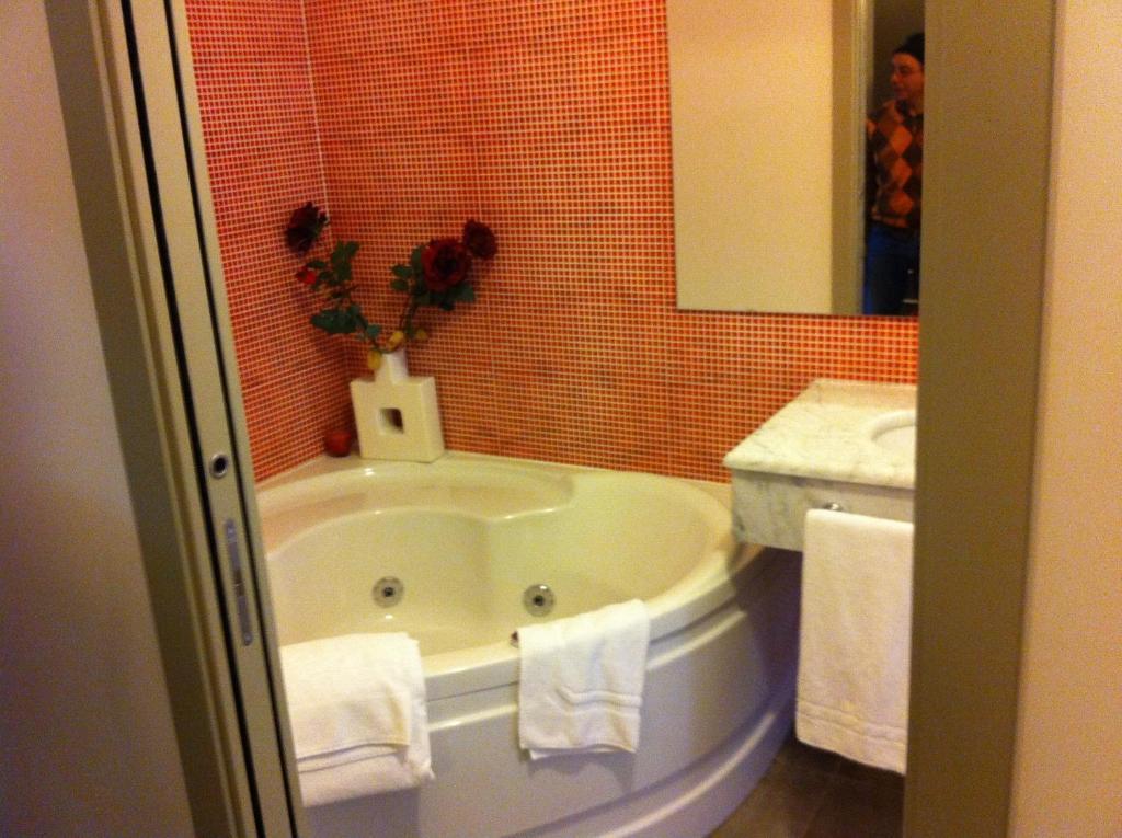 Bcomfort Hotel Cagliari Værelse billede