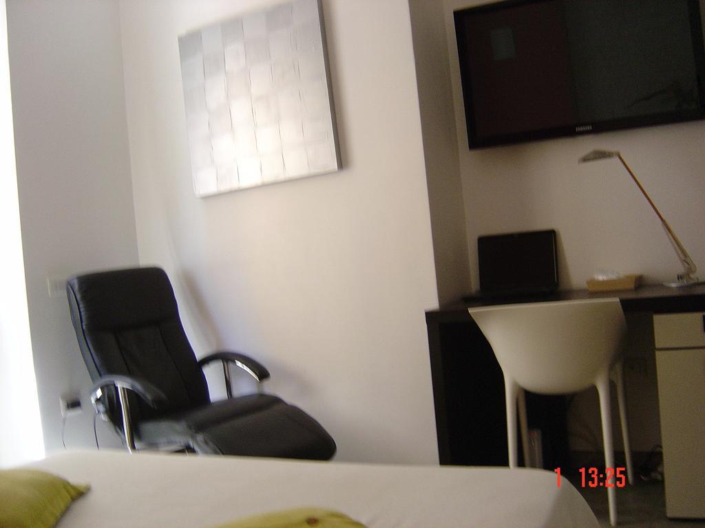 Bcomfort Hotel Cagliari Værelse billede